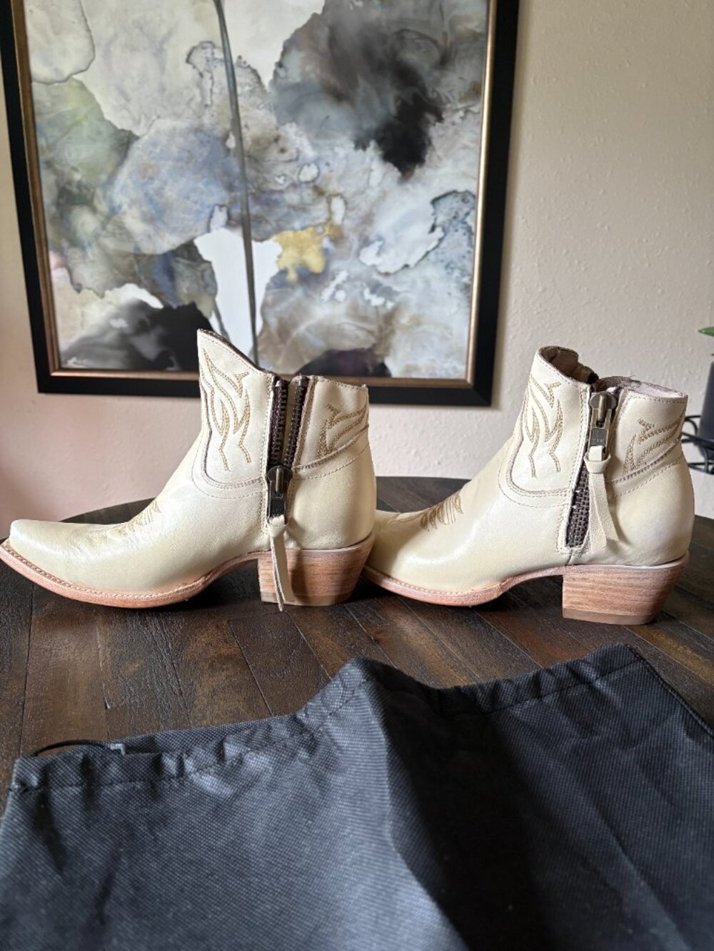 NEW Freebird Wolfie, Beige 8 - Picture 9 of 14